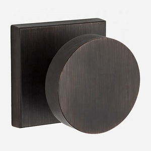 Poignée de porte moderne en laiton massif avec plaque de finition, design factice, finition or brillant, ergonomique, écologique, antirouille - Product Image 2