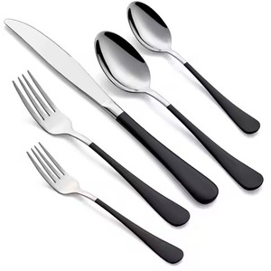 Ensemble de couverts haut de gamme en acier inoxydable (cuillère, fourchette, couteau) pour des expériences culinaires contemporaines - Product Image 1