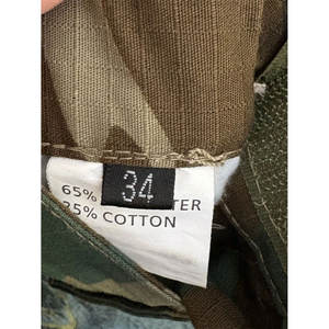 Kilt traditionnel robuste en coton camouflage avec poches cargo plissées à l'arrière - Product Image 4