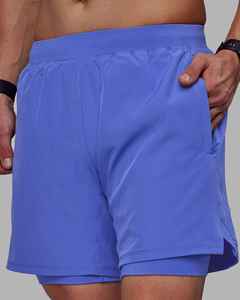 Shorts de sport pour hommes, couleur unie, taille mi-haute, élastique, séchage rapide, bleu, personnalisable avec poche, shorts flexibles, shorts de course, OEM ODM - Product Image 2