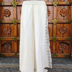 Pantalones Sharara Palazzo de Algodón para Mujer con Detalles de Encaje Lateral, Cintura Elástica, Corte Holgado, Transpirables, de Pierna Ancha para Verano - Product Image 1