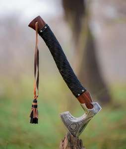 Hache de haute qualité, tête en acier forgé, manche en bois, design gravé, outil de survie - Product Image 4