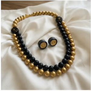 Parure de collier vintage noir et or en pierre de lave perlée avec boucles d'oreilles - Bijoux de déclaration pour fêtes et mariages de la marque KOTTRAVAI - Product Image 6