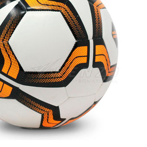 Balón de Fútbol Clásico de Nuevo Diseño Hecho en Pakistán, Cámara de Goma Duradera de Alta Calidad, Personalizable, Más Vendido, Precio Razonable - Product Image 6