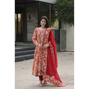 Top y parte inferior de fiesta para mujer de diseñador con Conjunto elegante Dupatta - Product Image 3