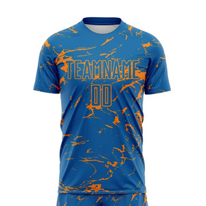 ชุดฟุตบอลพิมพ์ลายโลโก้ตามสั่งสำหรับผู้ชายและผู้หญิง ชุดเสื้อและกางเกงขาสั้นฟุตบอล ผ้าโพลีเอสเตอร์ 100% ระบายอากาศได้ดี - Product Image 4