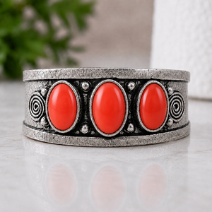 Bracelet manchette large en corail hydro de Jewelry Town, fait main, plaqué or et argent, en laiton serti clos, style vintage bohème, unisexe, cadeau - Product Image 4
