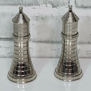 Designer Silver Spices <b>Shaker</b> Perfect For Multi Purpose Use To Store Chilli Flakes Oregano Herbs And Other Seasoning From India - Product Image 1