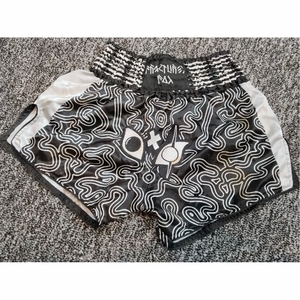 Pantalones Cortos de Muay Thai Personalizados para Luchadores Profesionales, Ropa Deportiva Transpirable, Fabricación OEM ODM - Product Image 3