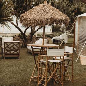 Sombrilla de patio de bambú y algas marinas tejida a mano – Parasol de jardín para exteriores hecho a mano en Vietnam - Product Image 5