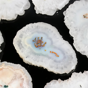 Hermosa Rodaja de Cuarzo Solar Natural, Joyería de Cristal para Sanación |   Blanco 20-35mm |   Efecto de Juego de Colores |   Elegante Patrón Macro - Product Image 1