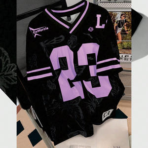 Camiseta Deportiva Oversize de Malla con Estampado de Mariposas, Cuello en V, Estilo Urbano, para Fútbol Americano, Ropa Deportiva de Equipo, Proveedor OEM a Granel, EE. UU. - Product Image 1