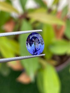 Tanzanita natural de corte ovalado, azul violeta, piedra preciosa suelta para anillo, colgante, fabricación de joyería fina - Product Image 1
