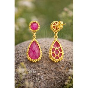 Magnifiques boucles d'oreilles pendantes en quartz rubis, en argent allemand plaqué or 18 carats, faites à la main, bijoux en pierres précieuses - Product Image 2