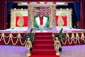 Mandap de Boda de Madera de Lujo con Temática de Palacio, Estilo Castillo Grande Personalizado, Diseño Tradicional de Pavo Real, Profesional y Ligero - Product Image 6