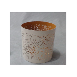 Porte-bougie décoratif sans flamme en fer perforé, design bicolore cylindrique, motifs découpés artistiques, style moderne pour la maison, Pâques - Product Image 4