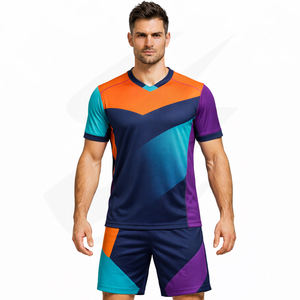 Uniformes de Fútbol Personalizados al Por Mayor, Conjuntos de Camisetas de Fútbol de Malla 100% Poliéster para Hombres, Mujeres y Niños, MOQ Bajo, Ropa Deportiva de Fábrica - Product Image 2