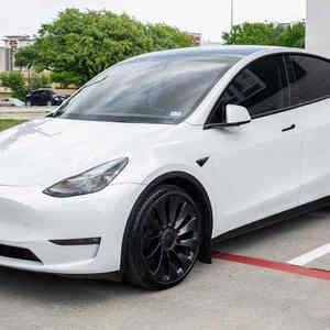 Tesla Model Y Performance 2024, Doble Motor, Tracción en las Cuatro Ruedas, Autonomía de 303 Millas, Capacidad de Conducción Autónoma Completa, Volante a la Izquierda, Asientos de Cuero Traseros - Product Image 1