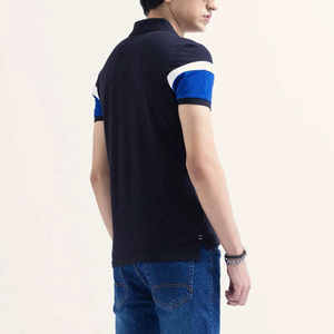 Polo athlétique homme à empiècements latéraux color-block 2026 – Coupe ajustée décontractée élégante à manches courtes – Bleu marine, bleu roi et blanc - Product Image 2