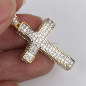 Colgante de Cruz helada de plata 925, joyería religiosa de Hip Hop personalizada con abalorio de diamante Moissanite, pieza cruzada ostentosa - Product Image 1