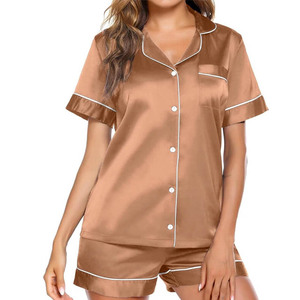 Ensemble pyjama en satin à manches courtes pour femmes, avec boutons sur le devant, garniture blanche, vêtements de nuit élégants pour l'été - Product Image 1