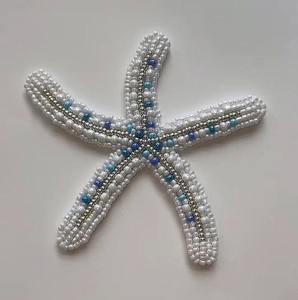 Débardeur brodé de perles de rocaille fait main, vêtement artistique en perles de rocaille, mode débardeur brodé de perles. - Product Image 1