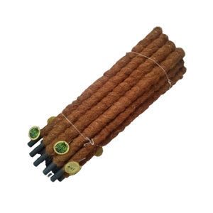 Poteaux de croissance pour plantes en fibres de coco naturelles enveloppées de PVC, idéaux pour le soutien des plantes grimpantes dans les jardins domestiques et les serres. - Product Image 2