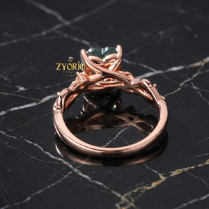 Anillo de Compromiso de Oro de 18K con Ágata Corazón y Diamantes de Lujo con Diseño Infinito - Product Image 4
