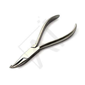 คีมจัดฟัน Accuram Dental Howe Plier ขนาด 14 ซม. คีมอเนกประสงค์สำหรับจัดฟัน ทำจากสแตนเลส ใช้สำหรับจับและวางลวดจัดฟัน คีมจัดฟัน Howe Pliers อุปกรณ์ทันตกรรม ได้รับมาตรฐาน CE - Product Image 1
