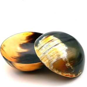 Bol de service et de mélange artisanal en corne de vache naturelle, design classique, léger, compatible lave-vaisselle, écologique, pour les fêtes - MN EXPORTS Inde - Product Image 1