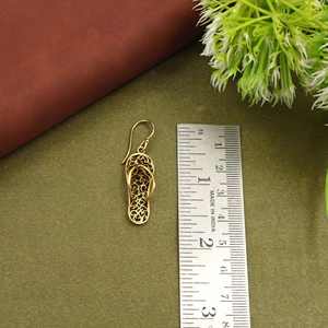 Pendientes Colgantes con Forma de Sandalia en Tono Dorado, Pendientes Colgantes con Forma de Sandalia de Filigrana, Joyería de Estilo Veraniego para la Playa - Product Image 2