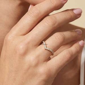 Anillo de Boda con Diamante Cultivado en Laboratorio, Corte Redondo en Forma de V, Oro de 10K, 14K, 18K, Plata de Ley 925, 935, Joyería Fina - Product Image 1