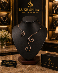 Collier en cuivre fait main LUXE SPIRAL de Antique Creations, finition dorée, motif spirale exquis, artisanat, taille personnalisable, cadeau - Product Image 5