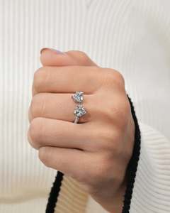Bague de mariage solitaire pour femme en argent sterling 925 plaqué rhodium avec diamant de laboratoire taille cœur 1-1 carat - Product Image 5