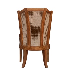 Chaise de salle à manger en teck massif de qualité avec dossier en rotin tressé pour usage intérieur. - Product Image 6