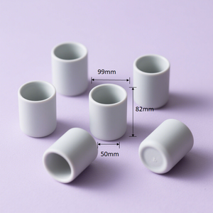 Creuset en céramique d'alumine haute température 1800 ℃ 99 pour la fusion de poudre métallique de four à arc avec service de traitement de flexion - Product Image 1