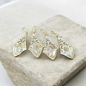 Wholesale Minimalist Bohemian Gold Plated Hoop Earrings Lightweight Alloy Natural Stone Inlay Indian Manufacturer Factory Price - Product Image 1