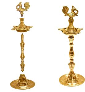 Élégant support de lampe à huile en laiton motif fleur audacieuse avec coq doré sur le dessus, décoration de mariage et de maison, thème animal, artisanat en métal poli - Product Image 1