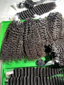 วิกผมลอนลึก 100% ผมมนุษย์ สีดำธรรมชาติ วิกผมมนุษย์หยิก - Product Image 4