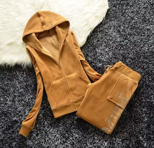 Women's Velvet Two Piece Tracksuit Set Soft Stretch Fabric Casual Sportswear Outfit for Daily Wear - Product Image 2