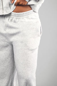 High Quality Knitted Breathable Loose Casual Comfortable OEM Available Women's Winter Elastic Waist Fleece <b>Jogger</b> Sweatpants - Product Image 6