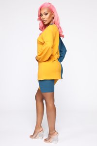 Conjunto de Sudadera de Manga Larga con Cuello Redondo y Bloques de Color para Mujer con Pantalones Cortos a Juego, Estilo Casual Holgado para Primavera - Product Image 2