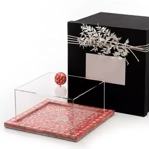 Support à gâteau de luxe en nacre, plateau en bois rouge recouvert d'acrylique, magnifique présentoir à pâtisserie pour l'hôtellerie - Product Image 1
