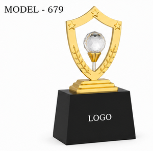 Trophée métallique gravé sur mesure, idéal pour les écoles, les universités, les clubs sportifs et les récompenses d'excellence professionnelle, plaques de trophées métalliques. - Product Image 4