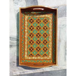 Plateau de service en MDF imprimé au design d'intérieur contemporain, sur mesure pour les intérieurs modernes - Product Image 1