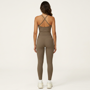 Nuevo Conjunto Deportivo para Yoga, Running, Fitness y Gimnasio, Bra Deportivo con Espalda Cruzada, Leggings con Efecto Levanta Glúteos, Personalizable con Logotipo - Product Image 2