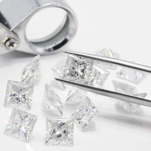 Diamant de laboratoire taille princesse 4MM, couleur DEF, pureté VVS-VS, certifié HPHT CVD, pierres synthétiques en vrac, prix de gros pour la fabrication de bijoux - Product Image 1