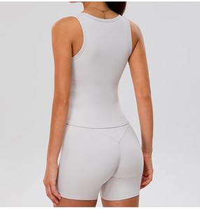 Conjunto Deportivo Personalizado al por Mayor para Mujer, 2 Piezas, Diseño Sólido, Top Deportivo para Yoga y Gimnasio, Pantalones Cortos, Sujetador Deportivo, Sudadera, Chaleco de Yoga - Product Image 3