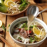 Fideos Instantáneos Fritos Nadisa Vietnam, Sabor a Res, Listos en 4 Minutos, 90g X 30 Unidades/Caja, OEM ODM Exportación Global