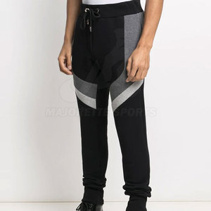 Pantalones Deportivos para Hombre, Estilo Atlético, con Tela Flexible, Ajuste Cómodo y Atractivo Diseño Deportivo - Product Image 4